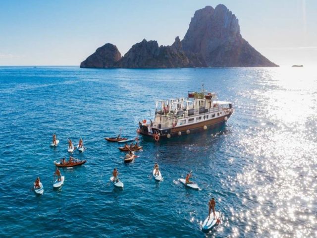 fiesta en barco ibiza10