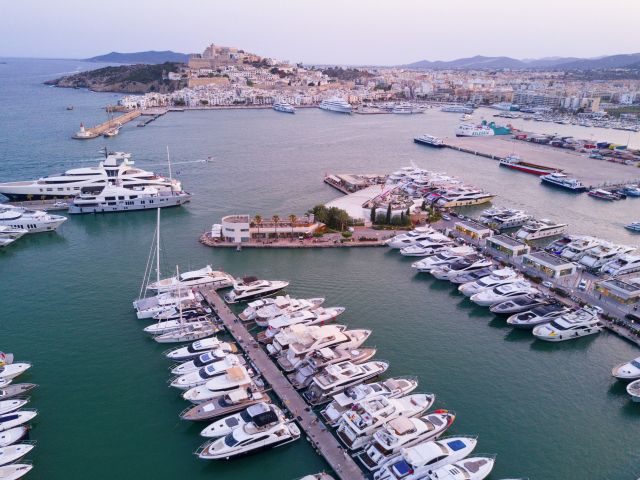 marina ibiza 1