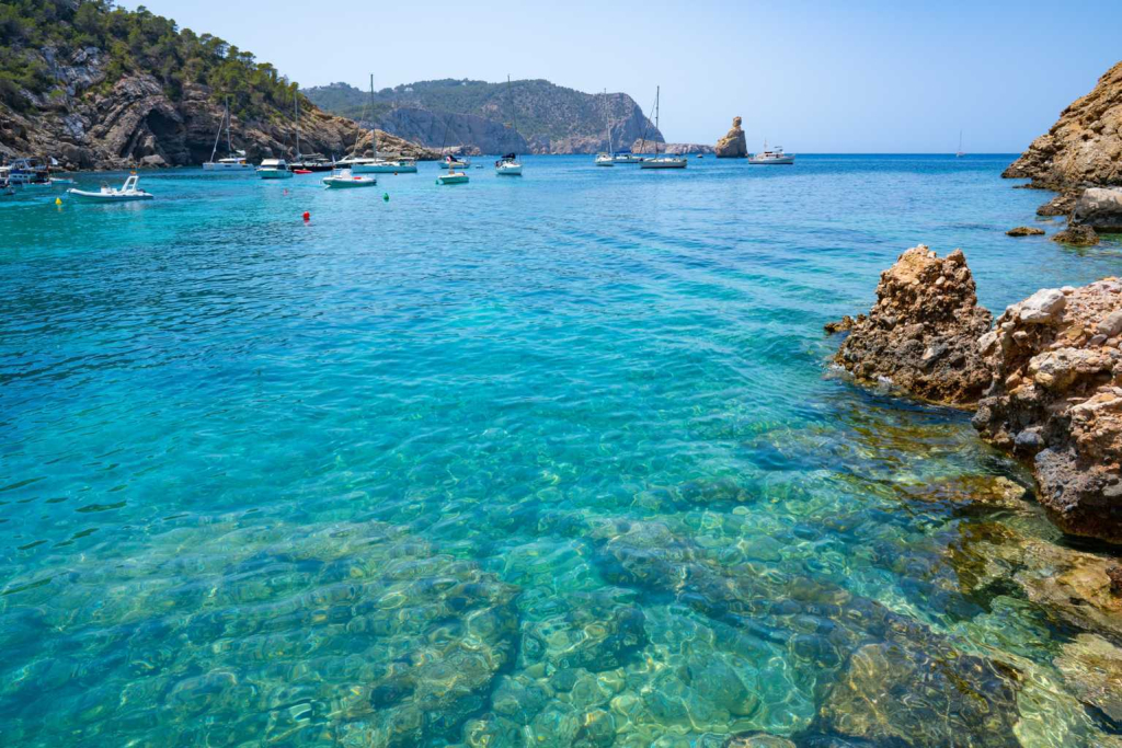 Las Mejores Playas y Calas de Sant Joan de Labritja