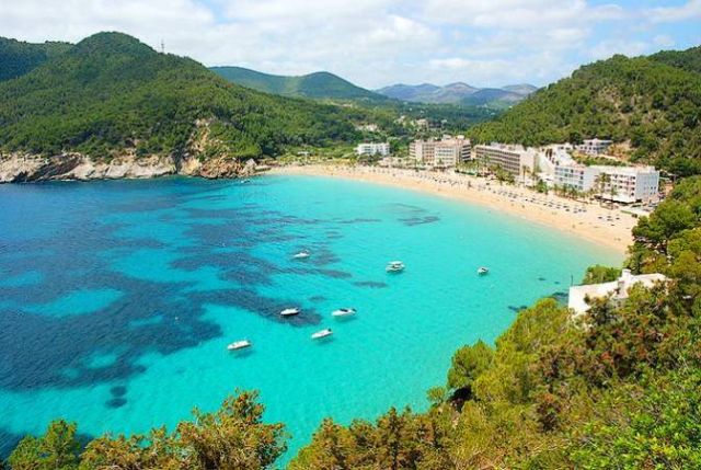 playas san joan ibiza2