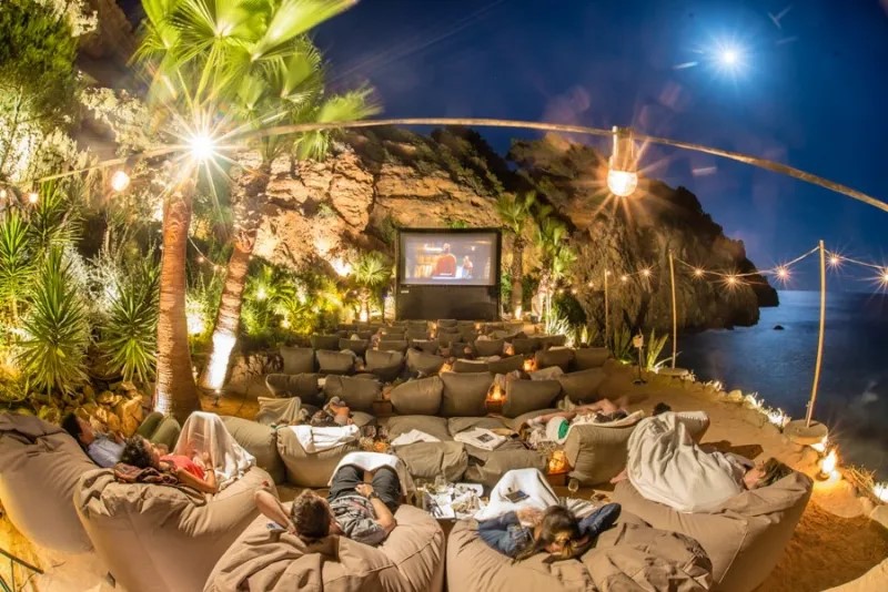 Cine al Aire Libre en Ibiza - Mejores Lugares para Ver tus Películas