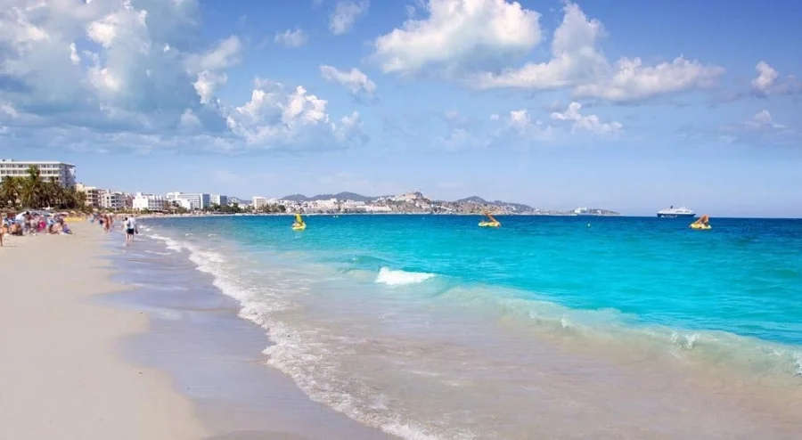 Las Mejores Playas y Calas de Ibiza Ciudad