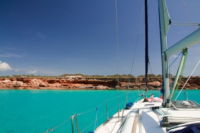 barco en formentera e ibiza1