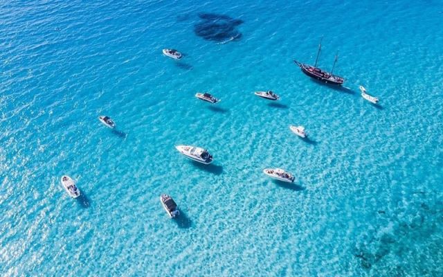 barco en formentera e ibiza2