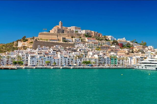 Las 10 Mejores Actividades para Disfrutar Ibiza al Máximo