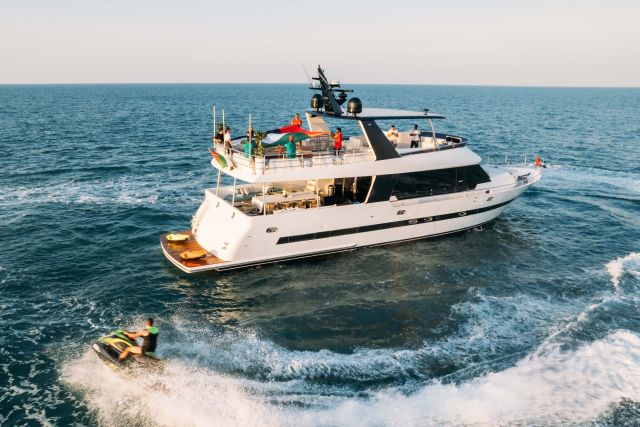 fiesta en barco ibiza3