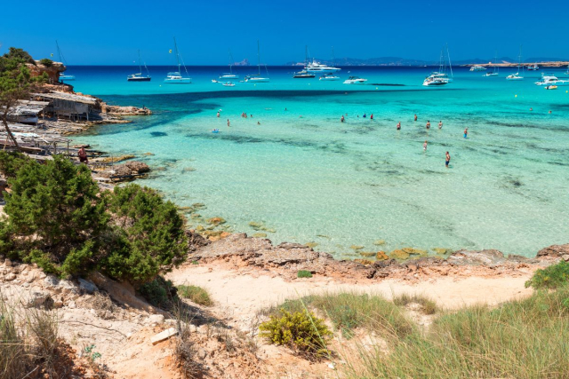Playa Ses Illetes en Formentera, excursión de un día desde Ibiza
