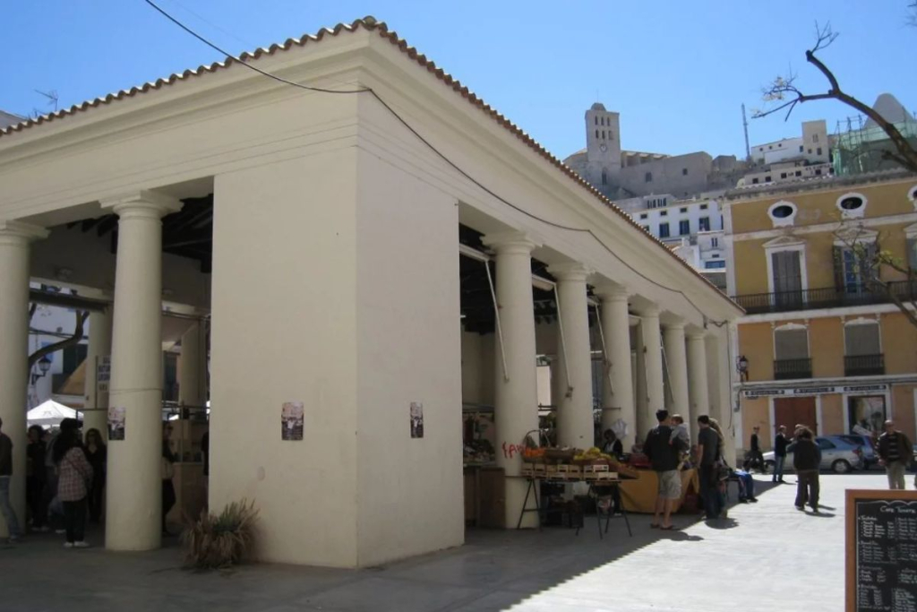 Mercados gastronómicos imperdibles en Ibiza