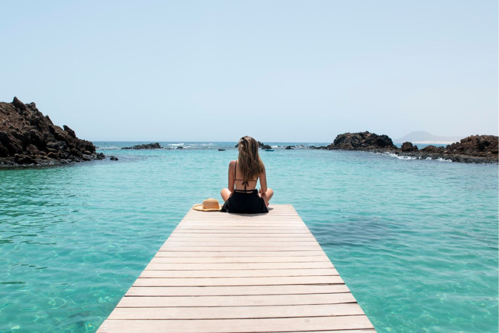 Ibiza for Solo Travelers: What to Do, Where to Stay, and How to Meet People 