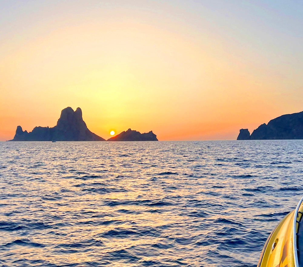 Dónde ver el atardecer en Ibiza: los mejores lugares para disfrutar la magia del sol