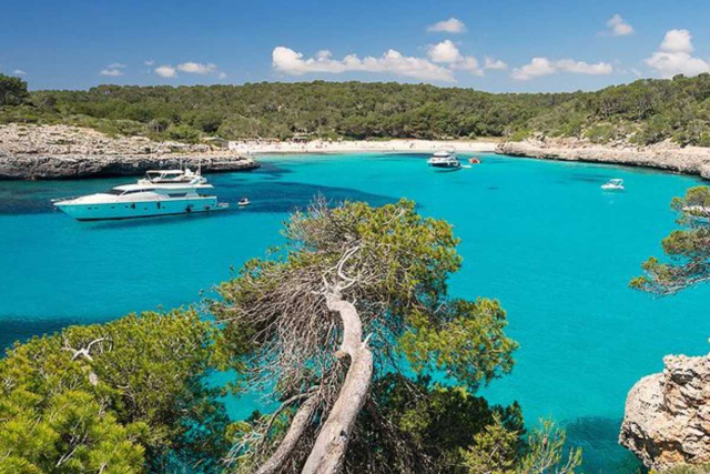 Mejores Calas de Ibiza: Rincones para Disfrutar sin Multitudes