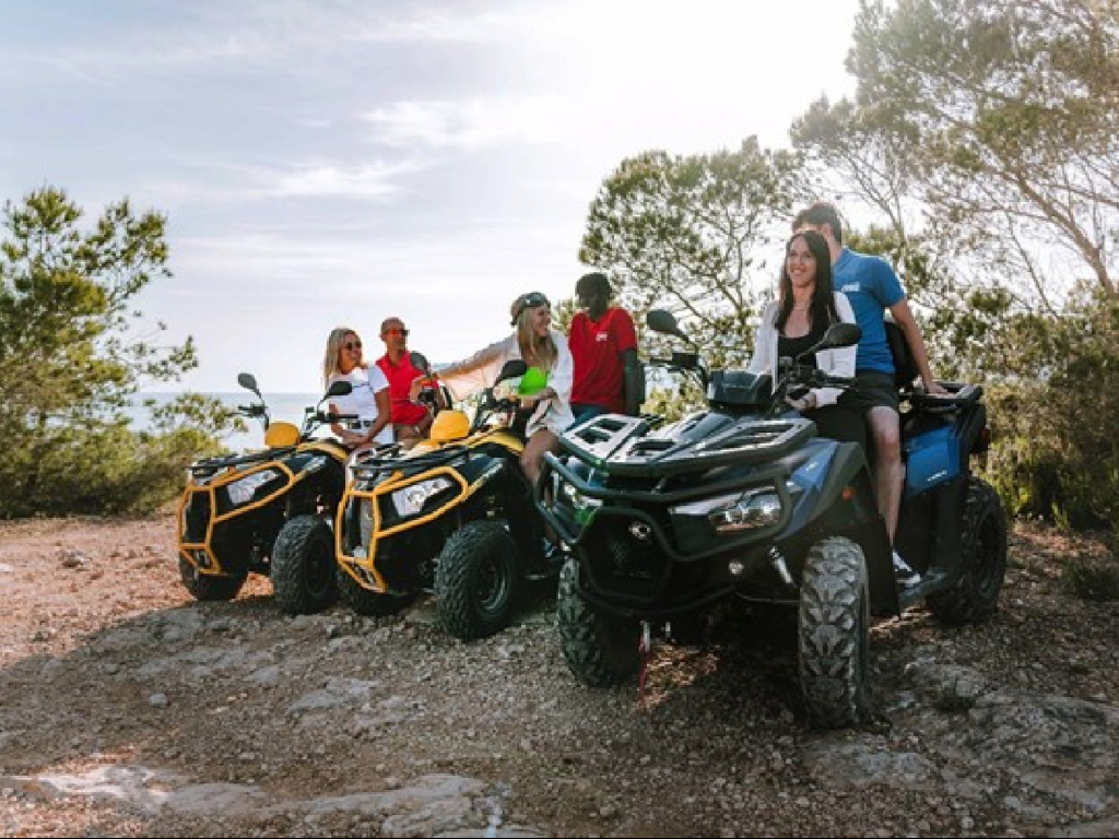 Tour en Quad por los hermosos pueblos de Ibiza