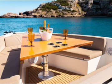 Yate De Antonio D34 CEA III - 5