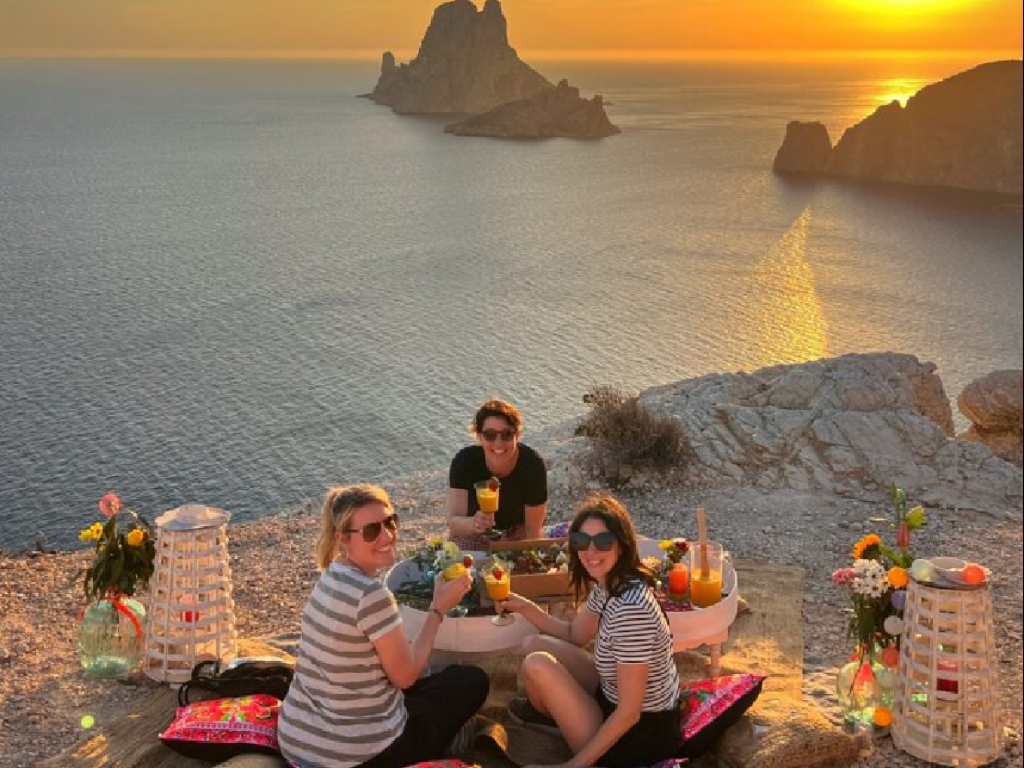 Excursión Sunset & Picnic a Es Vedrà en Ibiza