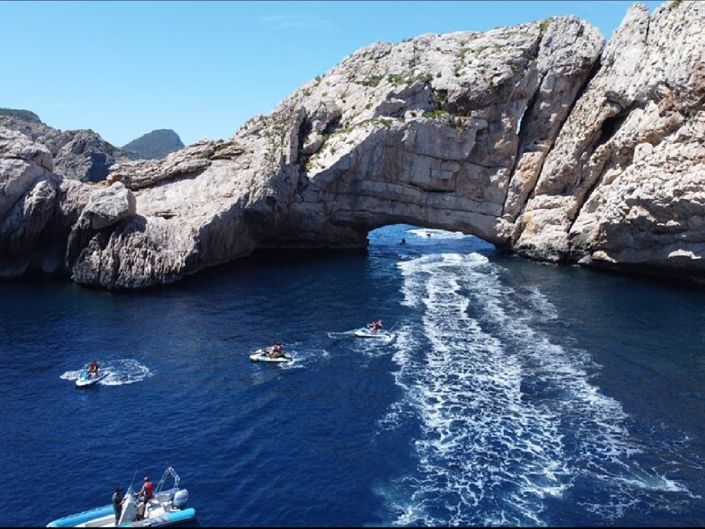 Excursión en Jet Ski a Islas Margaritas en Ibiza