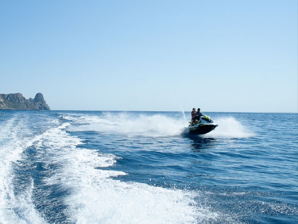 Excursión en Jet Ski a Es Vedrá en Ibiza