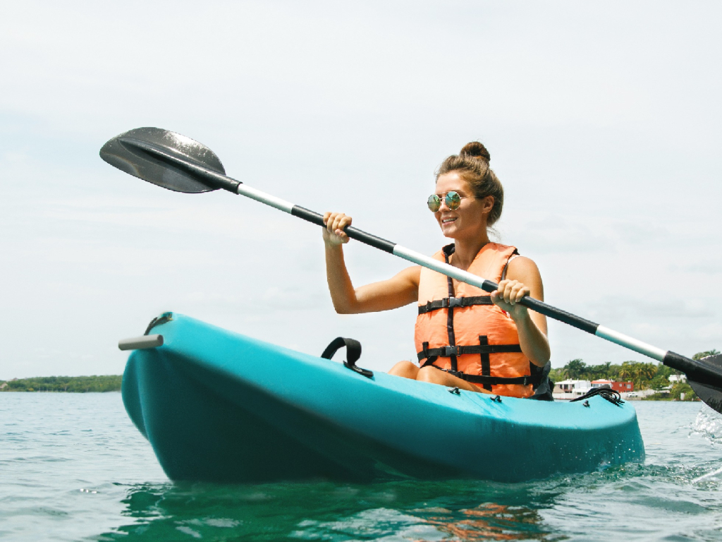 Kayak excursion with snorkel through the caves of Ibiza