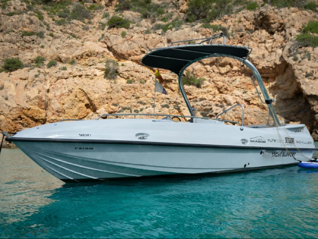Excursión en Barco al Atardecer por Ibiza