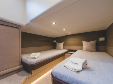 Yate Pardo 50 - Salty Spirit - 4