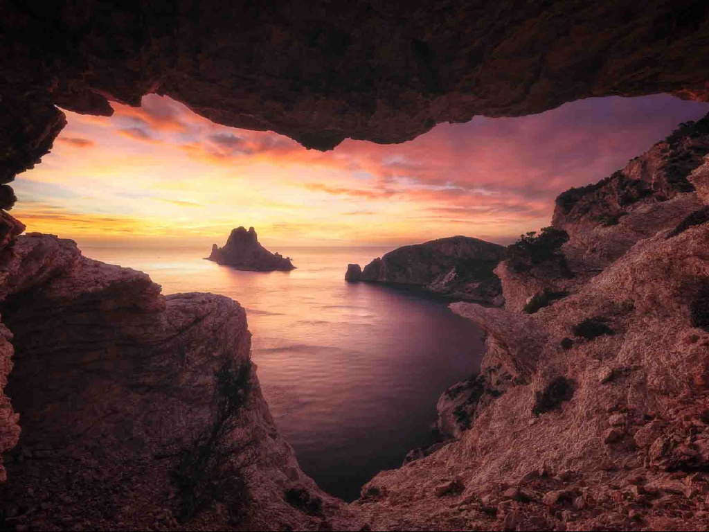 Escursione guidata Itinerario escursionistico alle Grotte di Es Vedrà a Ibiza